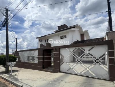 Casa para Venda, em Londrina, bairro Jardim Tatiani, 3 dormitrios, 4 banheiros, 1 sute, 4 vagas