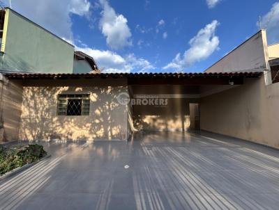 Casa para Venda, em Londrina, bairro Jardim Pequena Londres, 3 dormit�rios, 2 banheiros, 1 su�te, 4 vagas